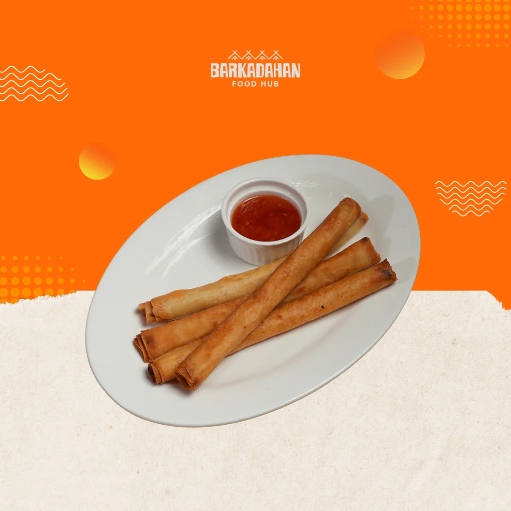 Crispy rolls with dipping sauce